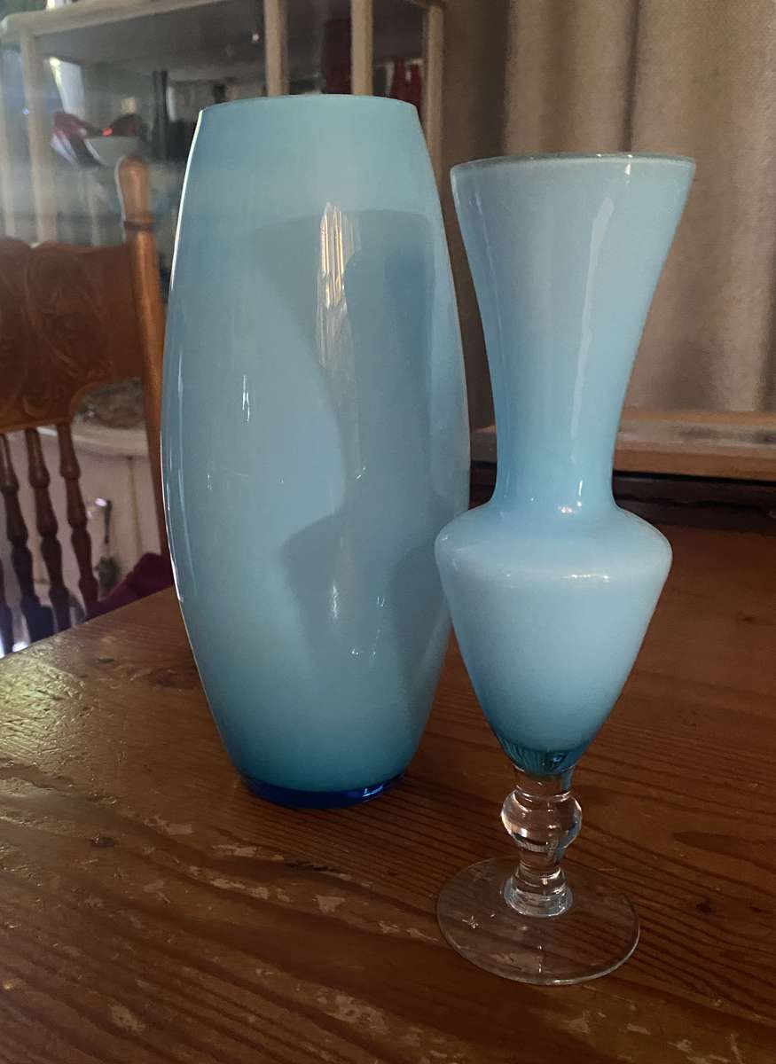 VINTAGE BLUE AND WHITE GLASS VASES