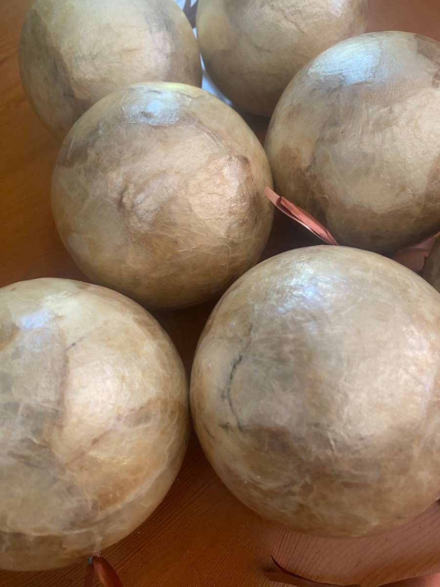 CHRISTMAS TREE BALLS