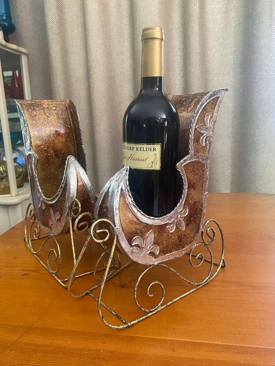 CHRISTMAS SLEIGH , TABLE ORNAMENTS