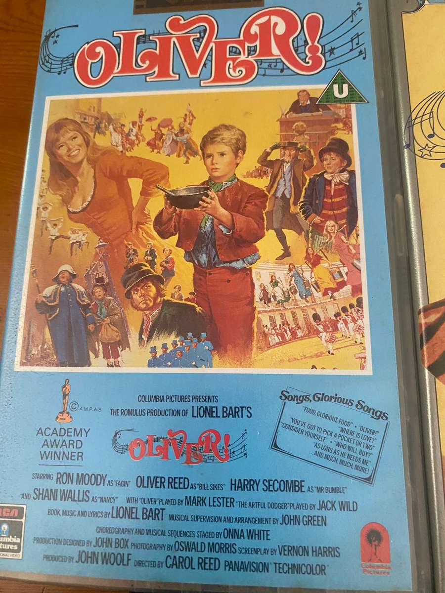 VINTAGE VHS MOVIE TAPES