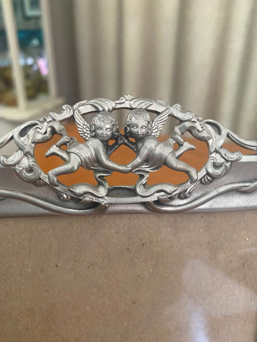 PEWTER PHOTO FRAME