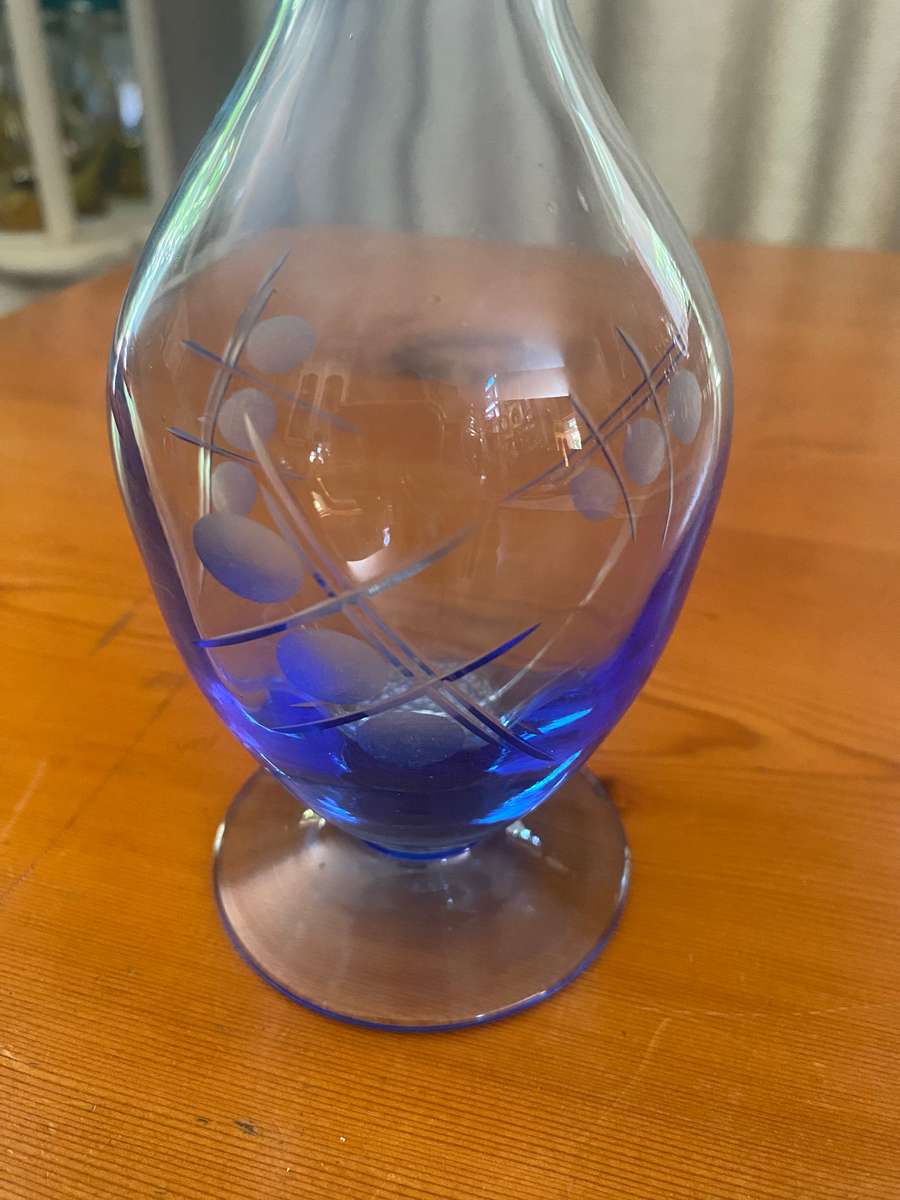 VINTAGE BLUE DECANTER