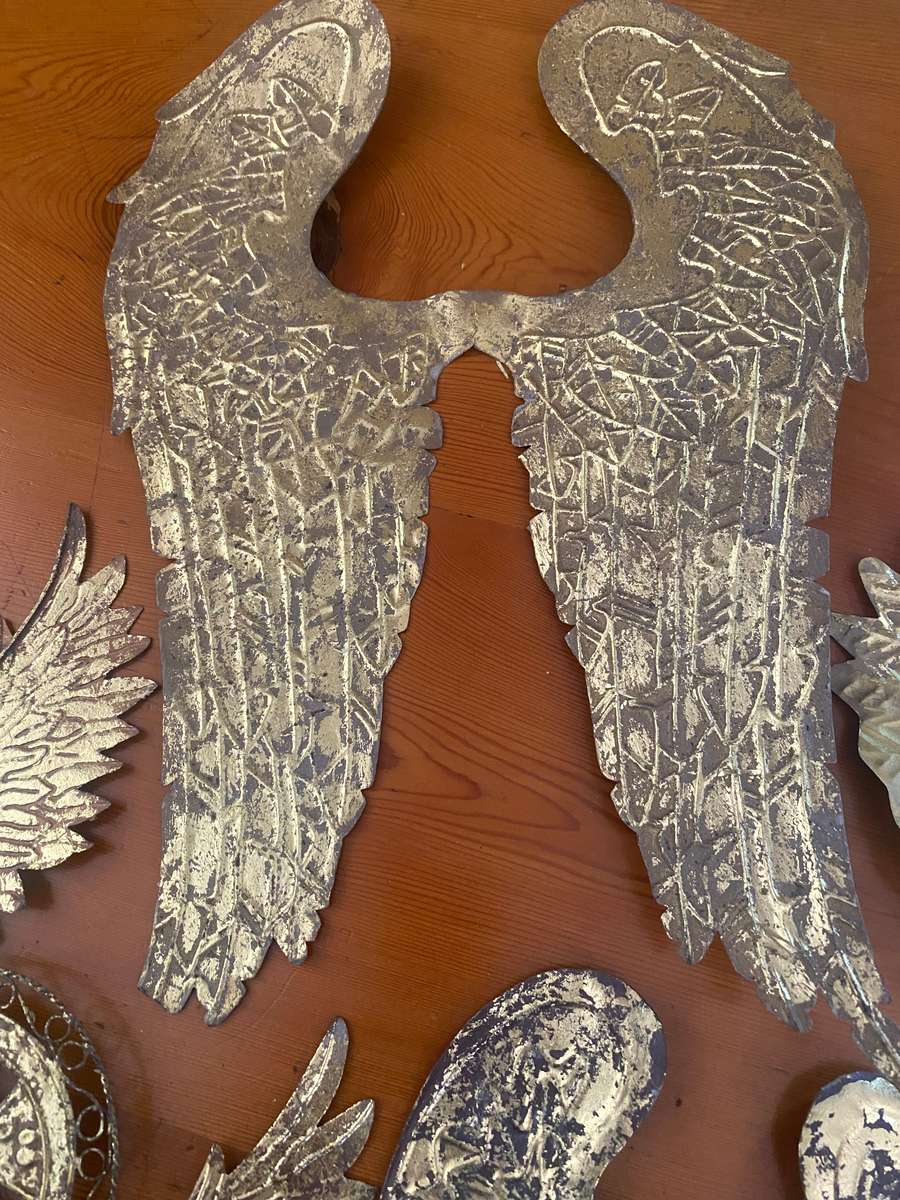 VINTAGE ANGEL WINGS