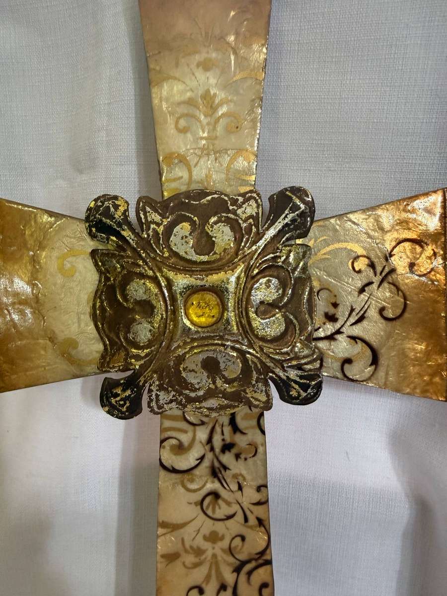 BROWN METAL CROSS