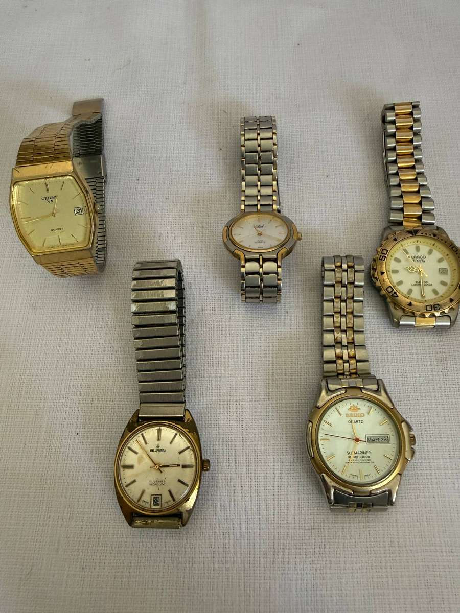 VINTAGE WRIST WATCHES