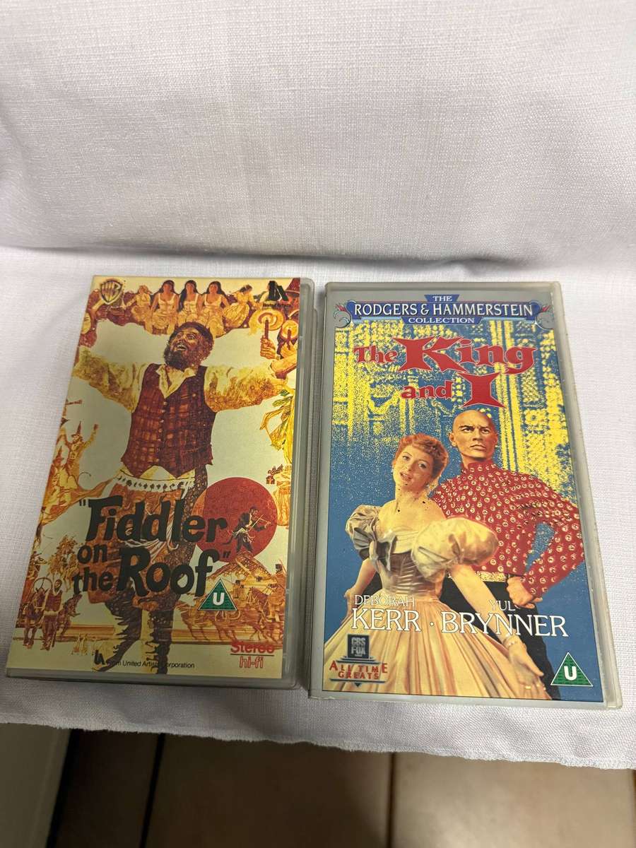 VINTAGE VHS MOVIES