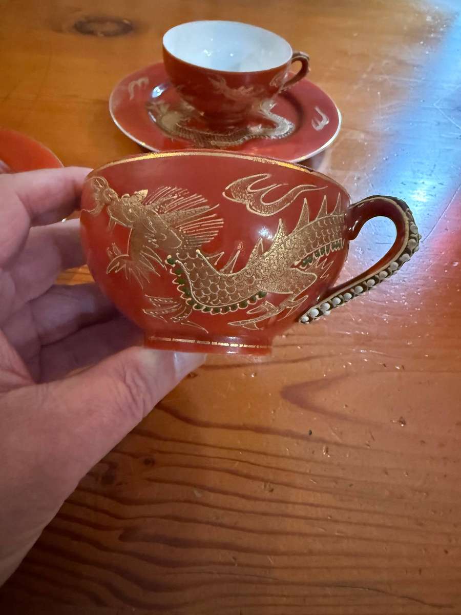 JAPANESE DRAGONWARE PLATES AND CUPS