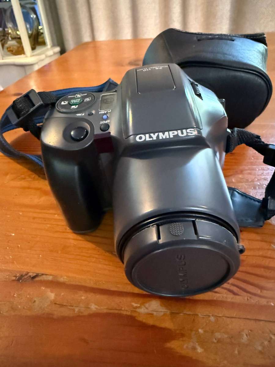 VINTAGE OLYMPUS CAMER