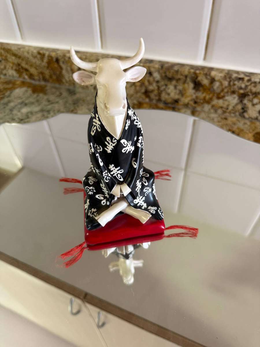 CowParade "Meditating Cow