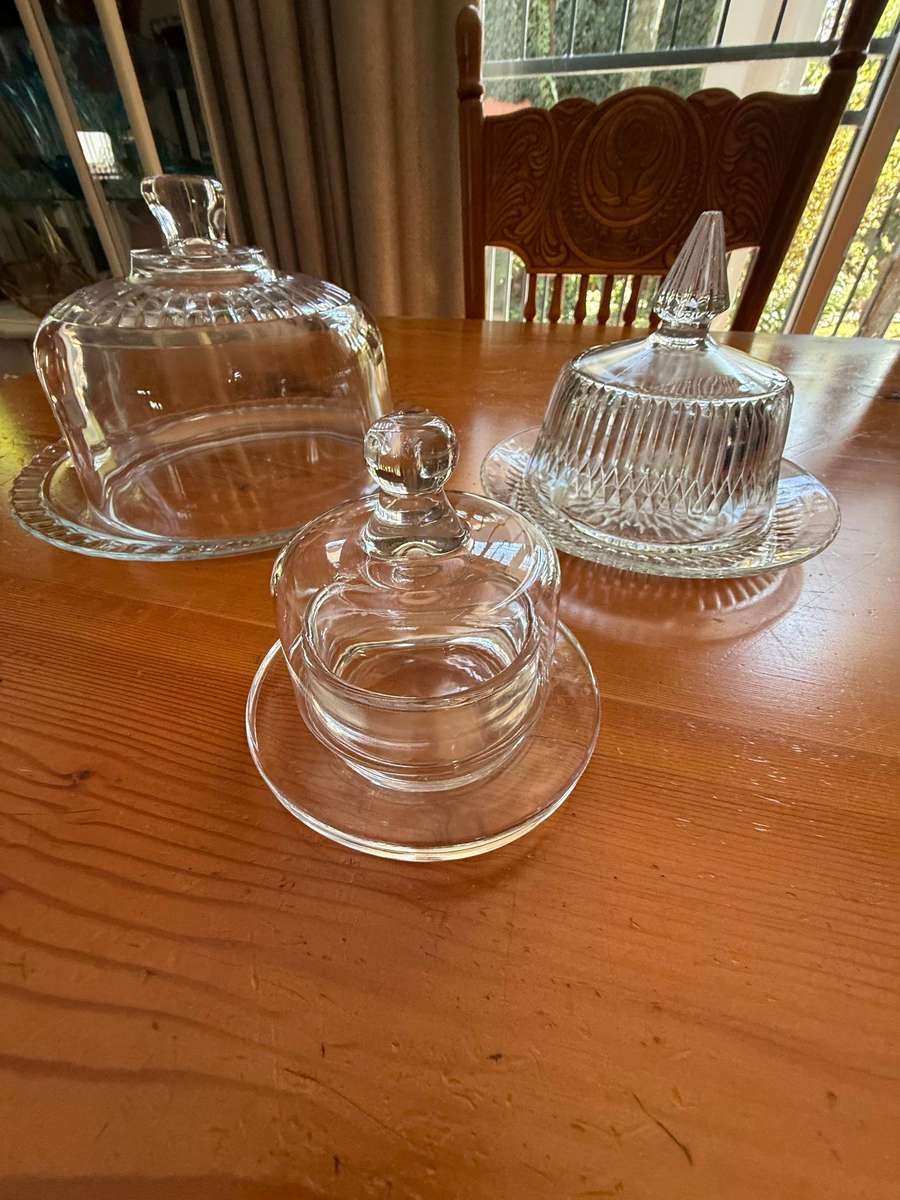CHEESE OR BUTTER DISHES