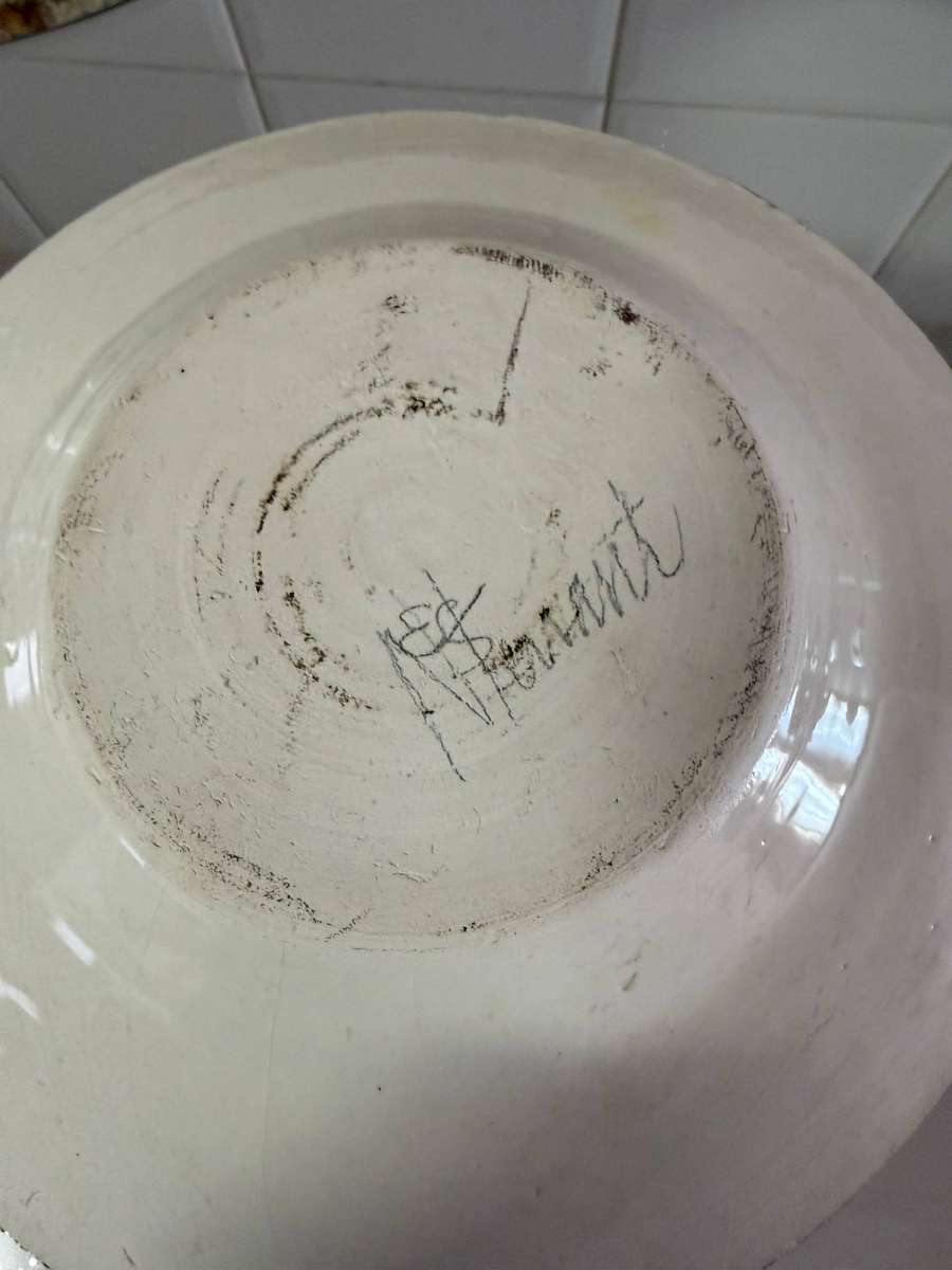 POTTERY DISH