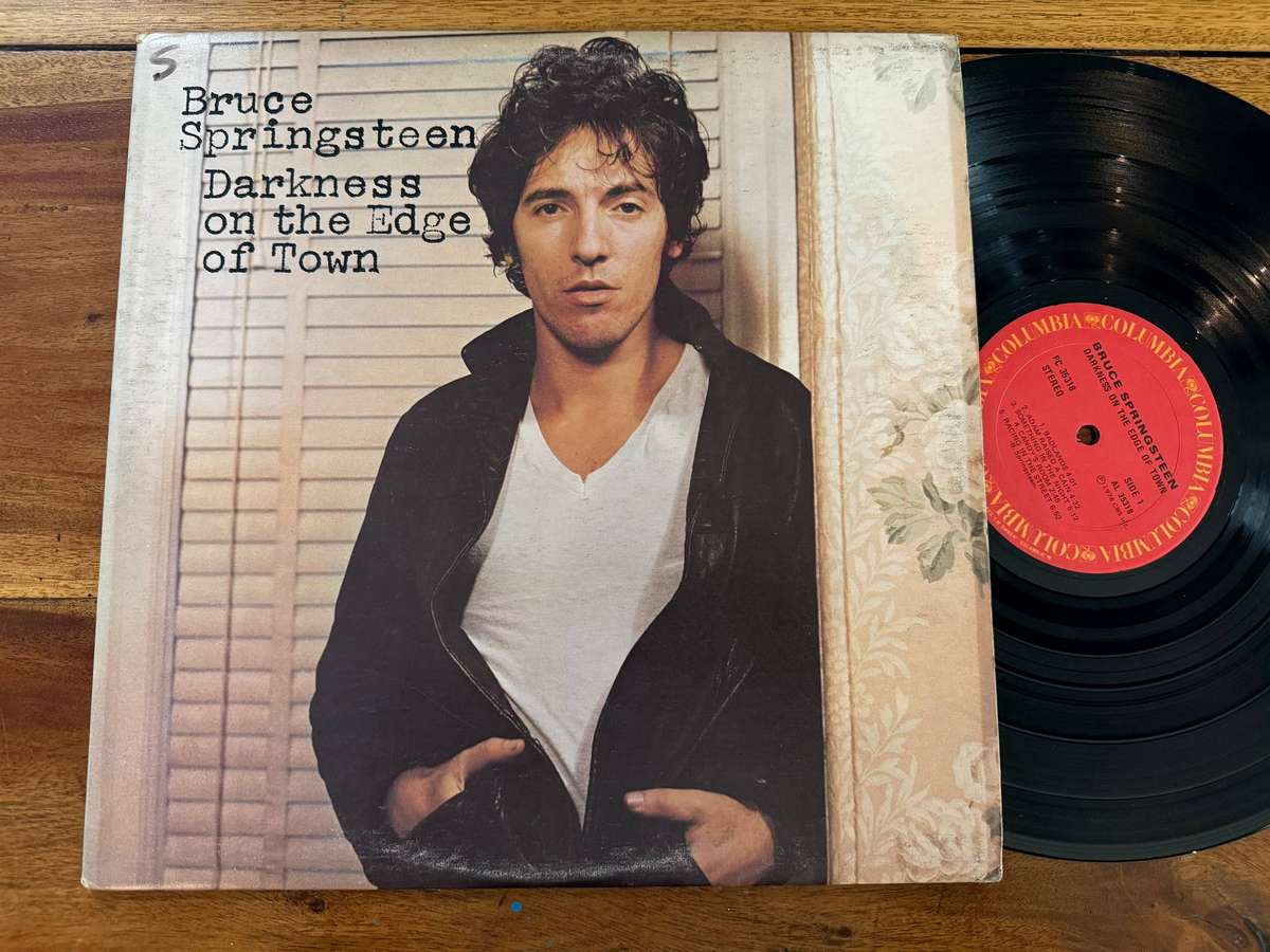 Bruce Springsteen - Darkness on the Edge of Town PC35318 (Canada) VG+/VG+