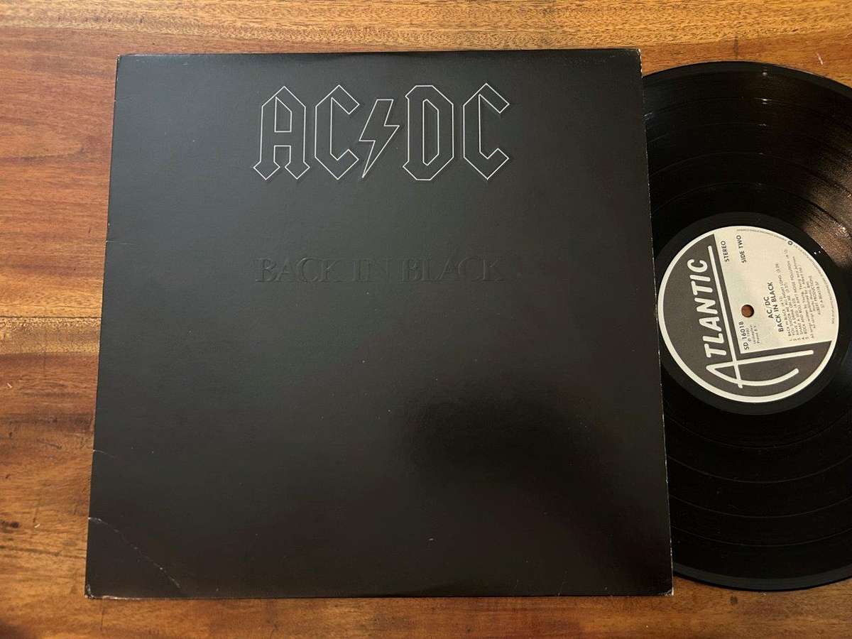 AC-DC - Back in Black SD16018 (USA) VG+/VG+  Embossed text