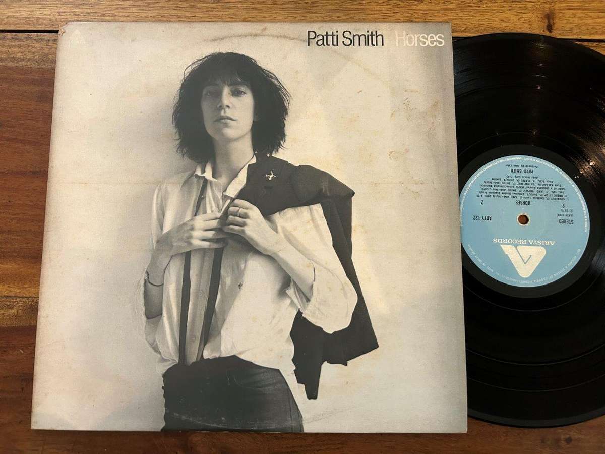 Patti Smith - Horses ARTY122 (UK) VG+/VG+