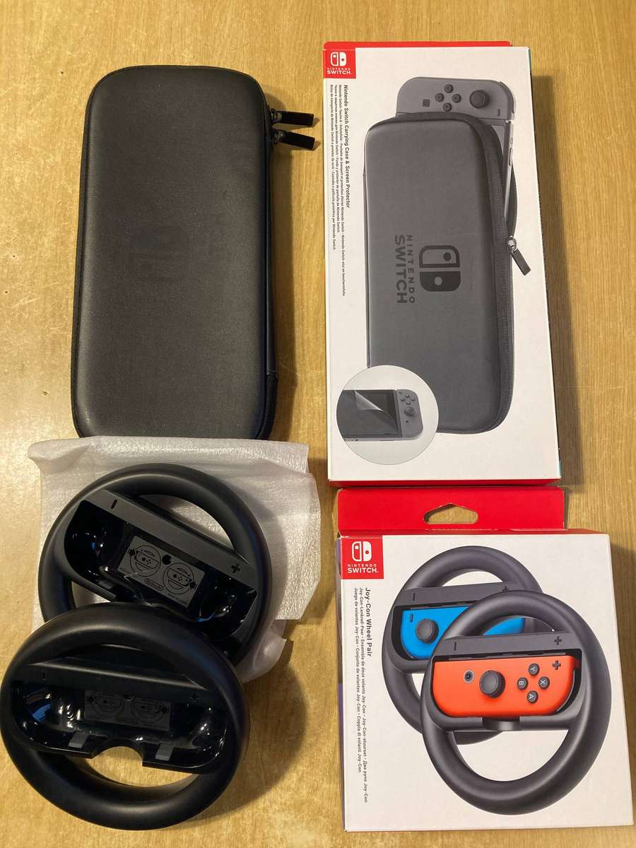 Nintendo Switch accessories -  Carrying Case and Joy-Con Wheel Pair