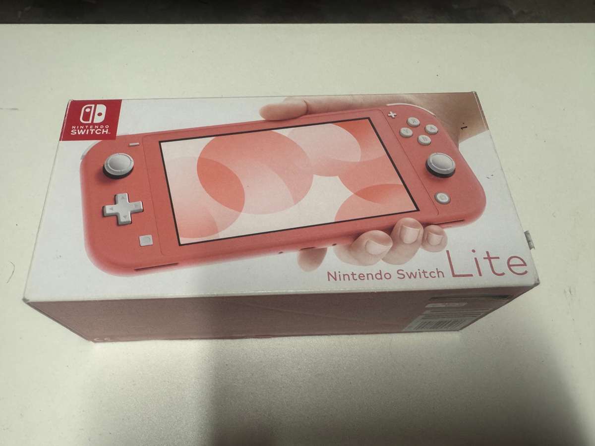 Nintendo switch lite - NO RESERVE