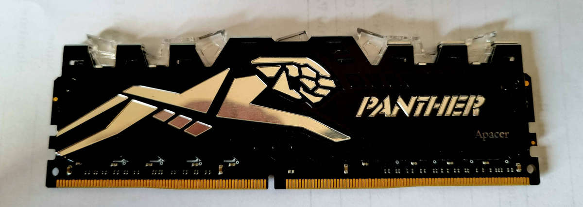 Apacer Panther RAM memory