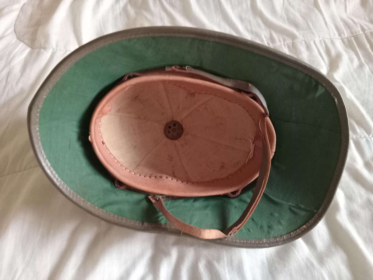 British Rhodesia bush war pith helmet