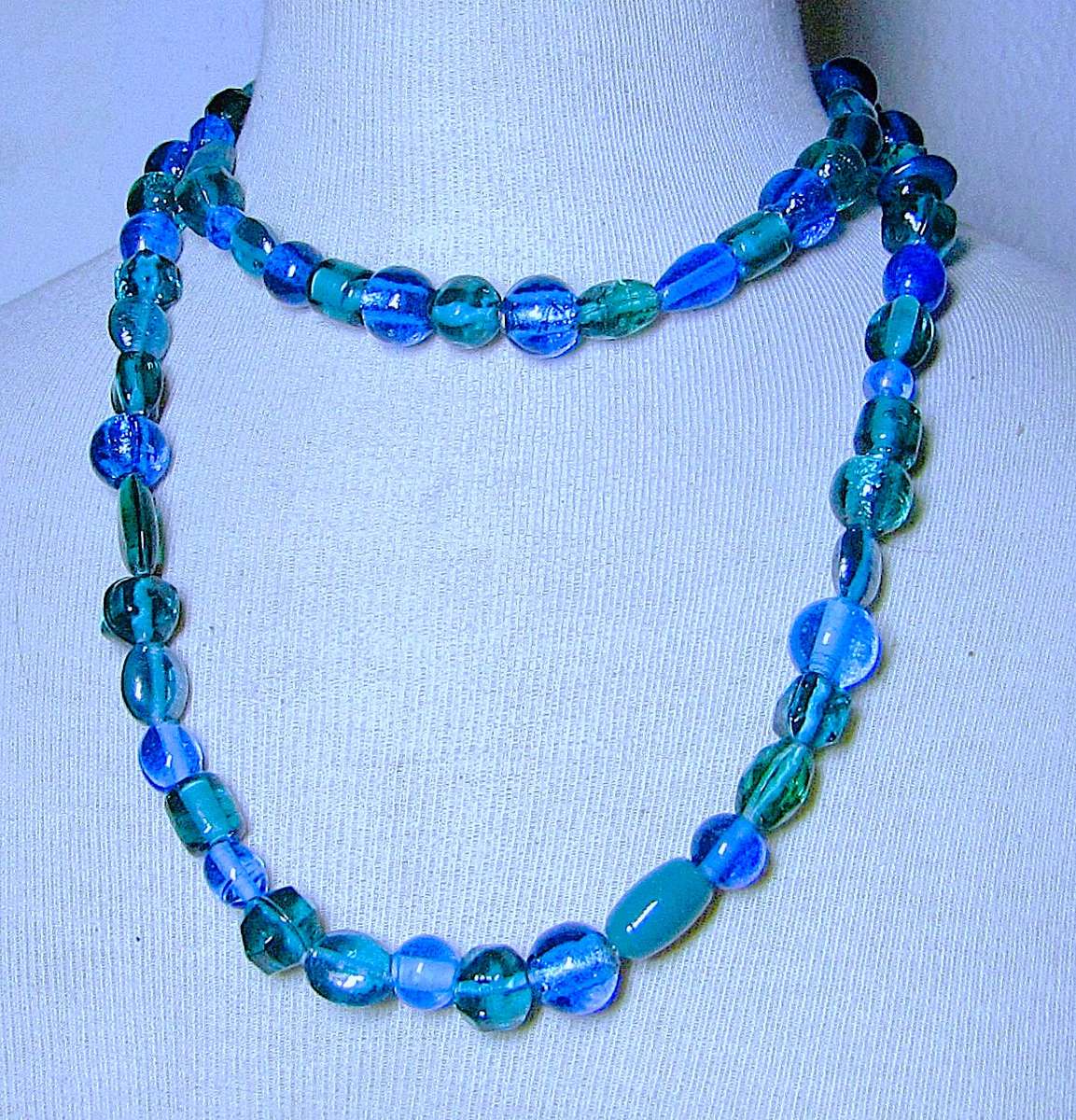 Vintage Handmade Glass Bead Necklace in Shades of Blue