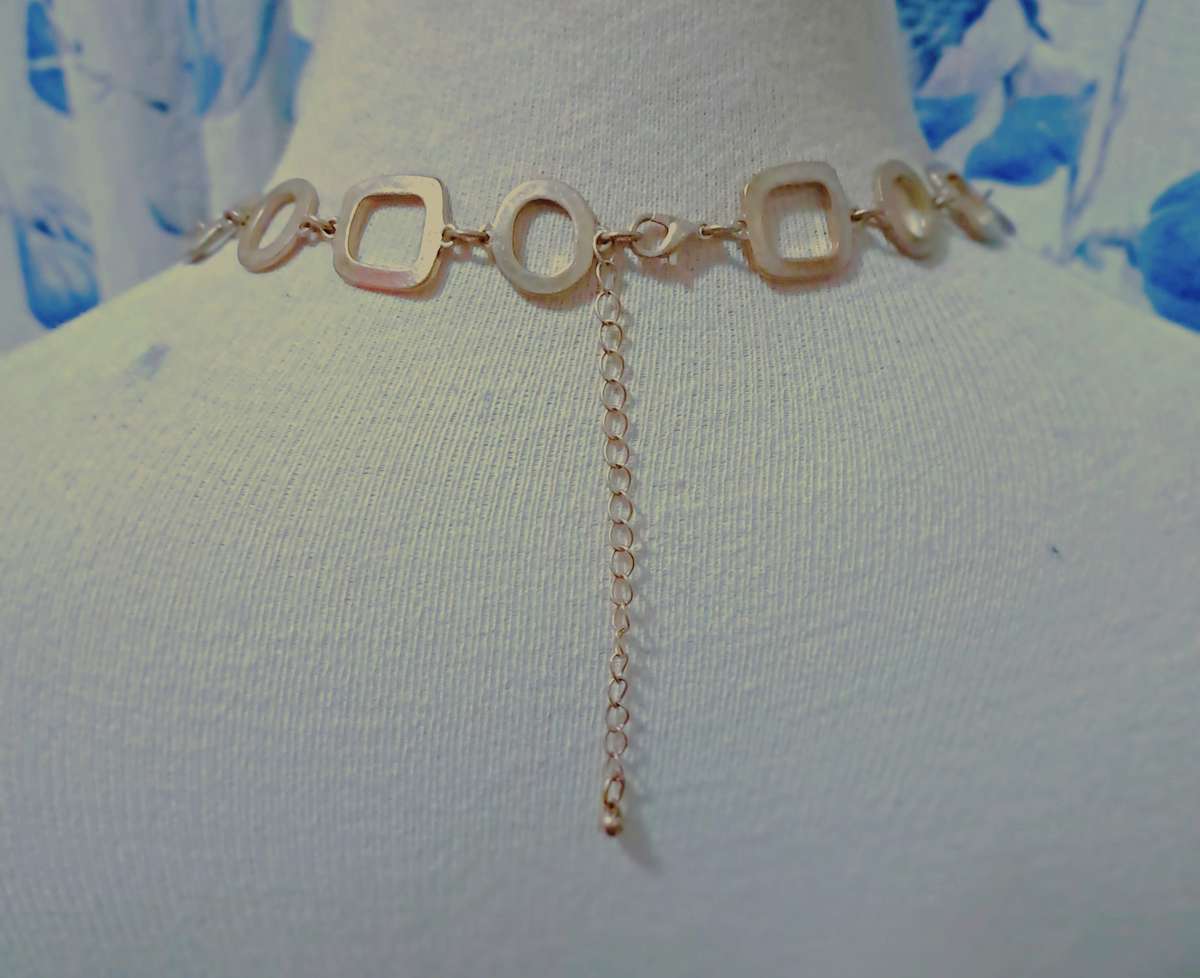 Retro 1970s Gold Tone Geometric Link Necklace