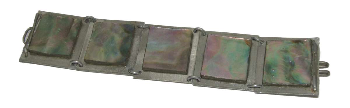 Vintage Hand-Crafted Silver-Tone Mother of Pearl Necklace and Bracelet Set