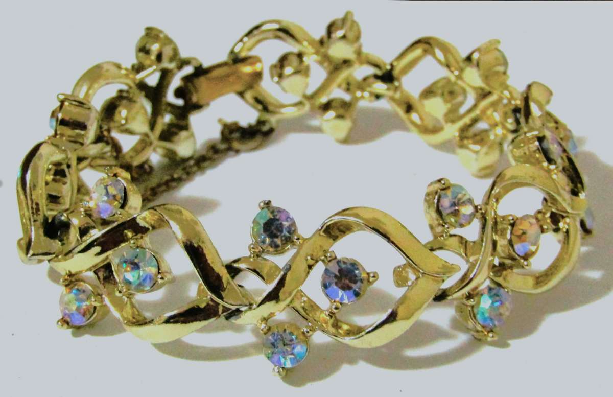 Vintage 1950s Gold Tone Aurora Borealis Link Necklace & Matching Bracelet Set