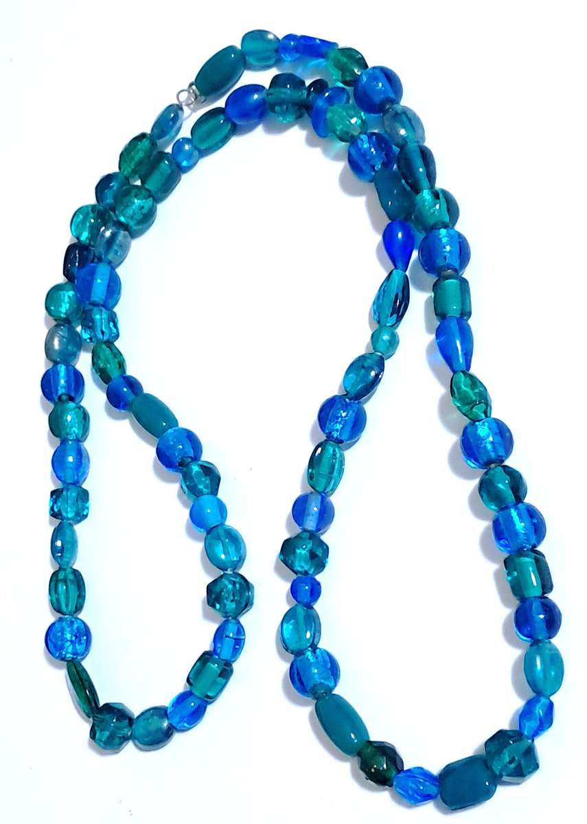 Vintage Handmade Glass Bead Necklace in Shades of Blue