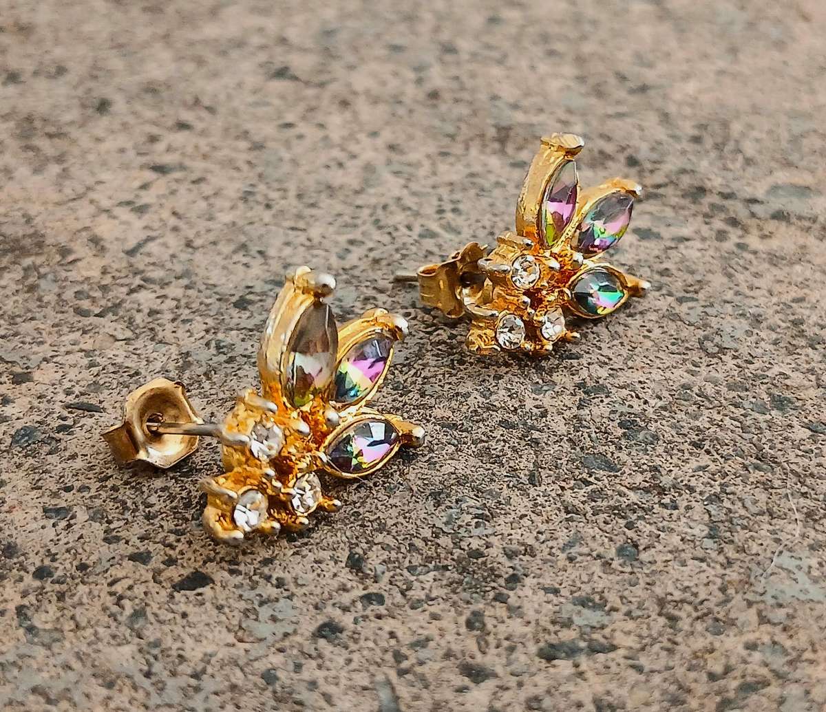Vintage Gold-Tone Stud Earrings | Iridescent Marquise Stones | Mid-Century Cluster Style