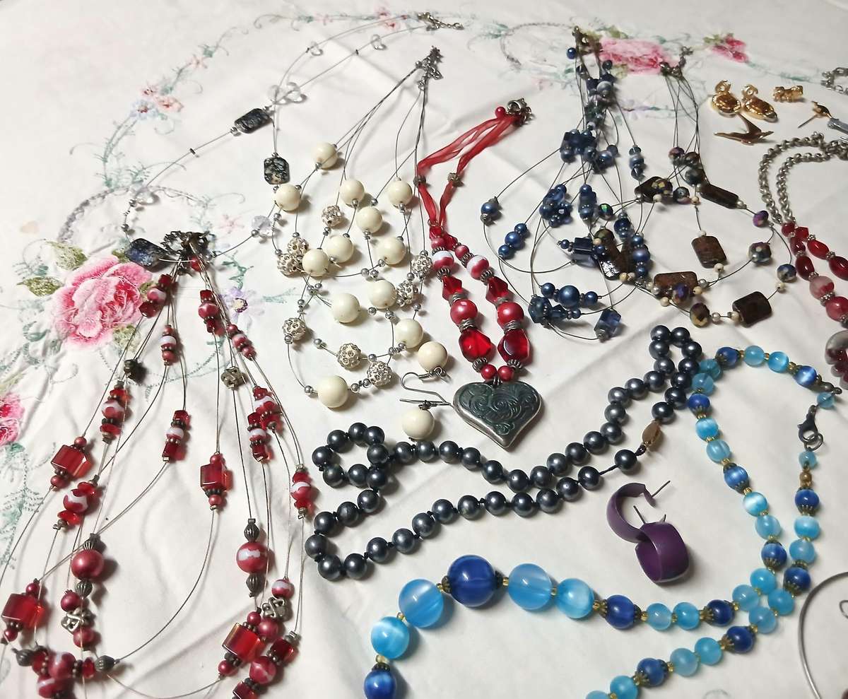 Job Lot Eclectic Vintage Costume Jewellery | Mixed Styles | Necklaces, Bracelets, Earrings & More
