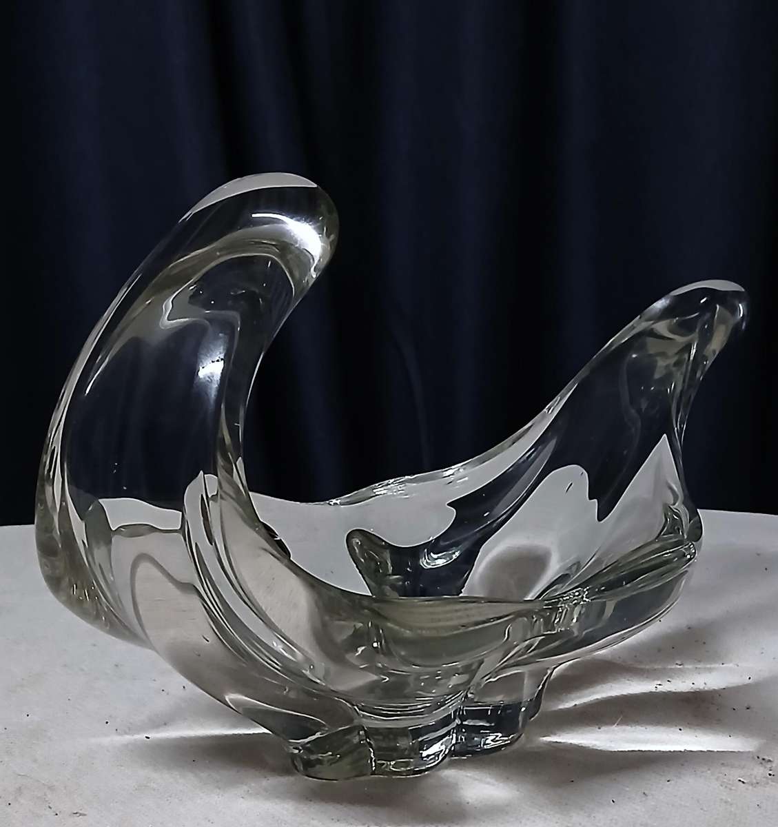 Exquisite Vintage Austrian Lux Glass Hand-Fashioned Art Bowl / Sculpture