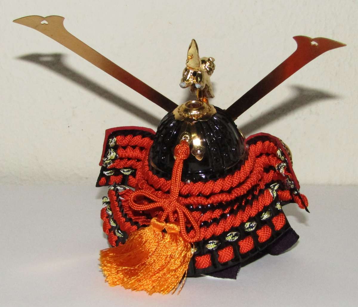 Vintage Replica Kabuto Samurai Doll Helmet Display Set with Gilt Embellishments and Original Box