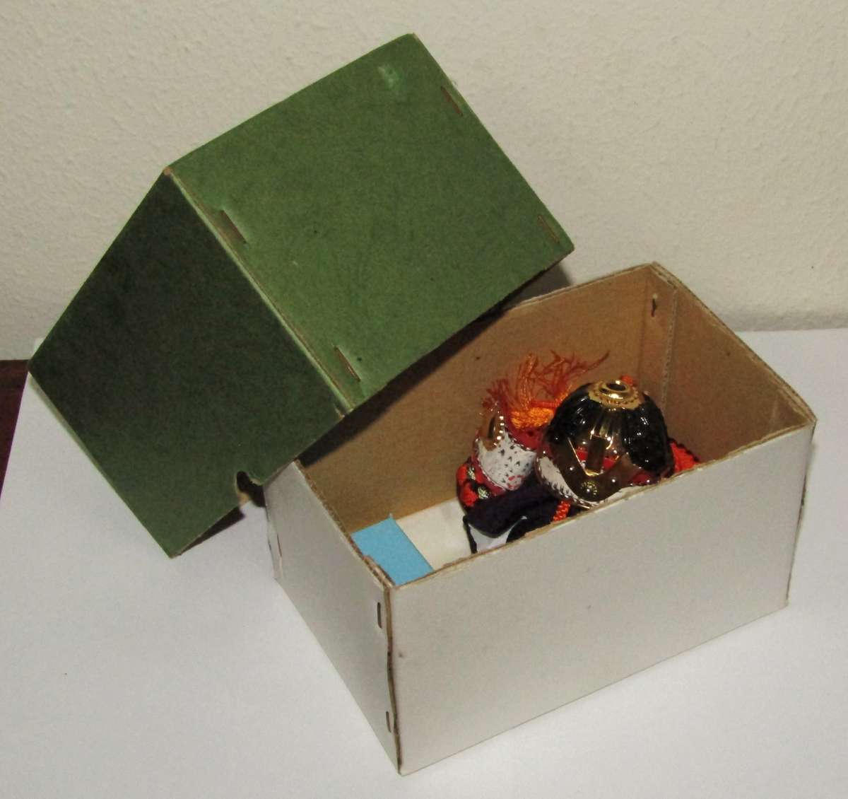 Vintage Replica Kabuto Samurai Doll Helmet Display Set with Gilt Embellishments and Original Box