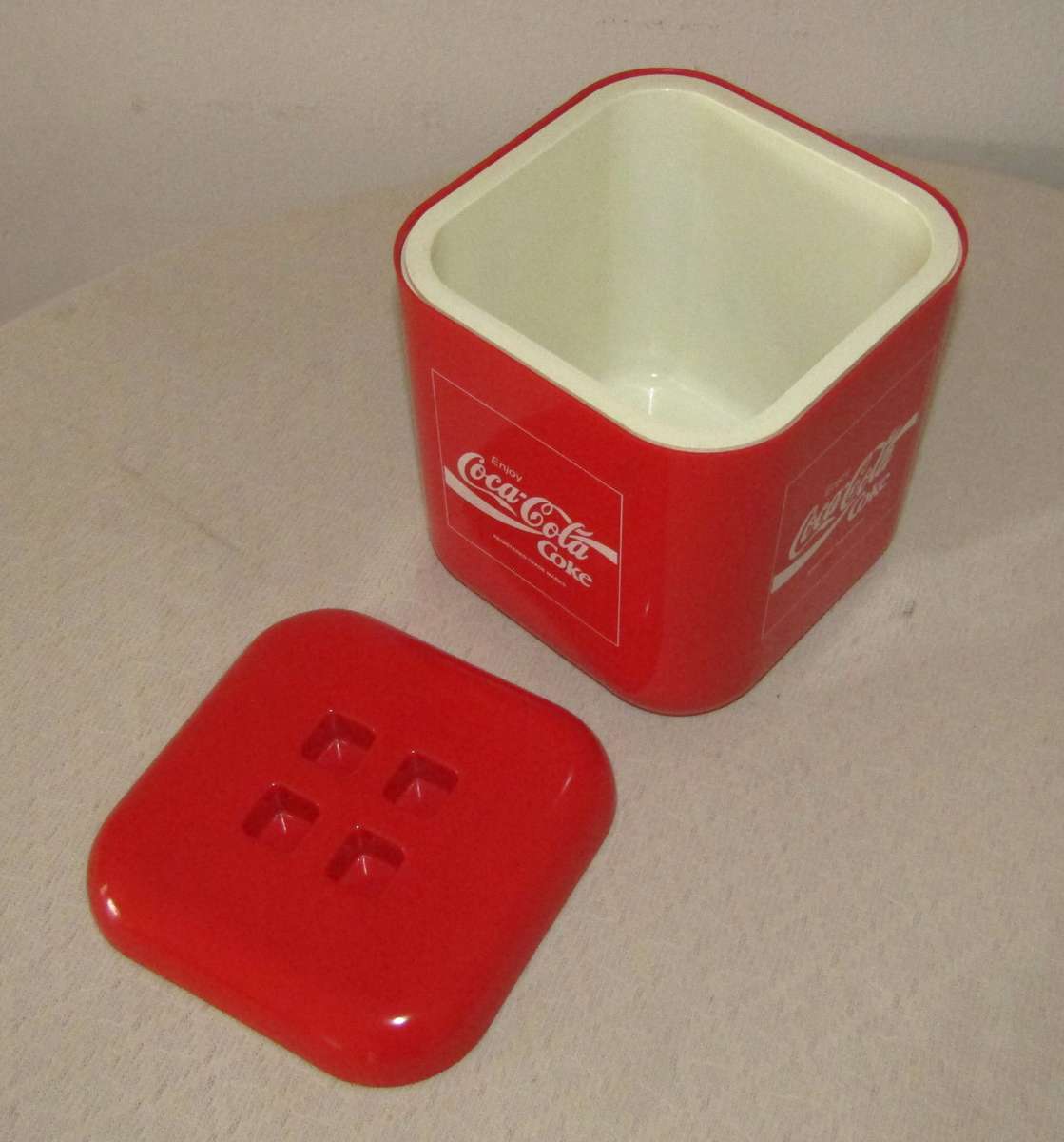 Retro Coca-Cola Square Ice Bucket/Box with Lid