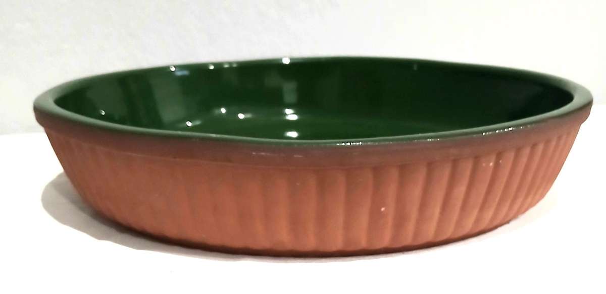 Vintage Terracotta Pie Dish with Emerald Green Glaze | Unmarked | 25cm