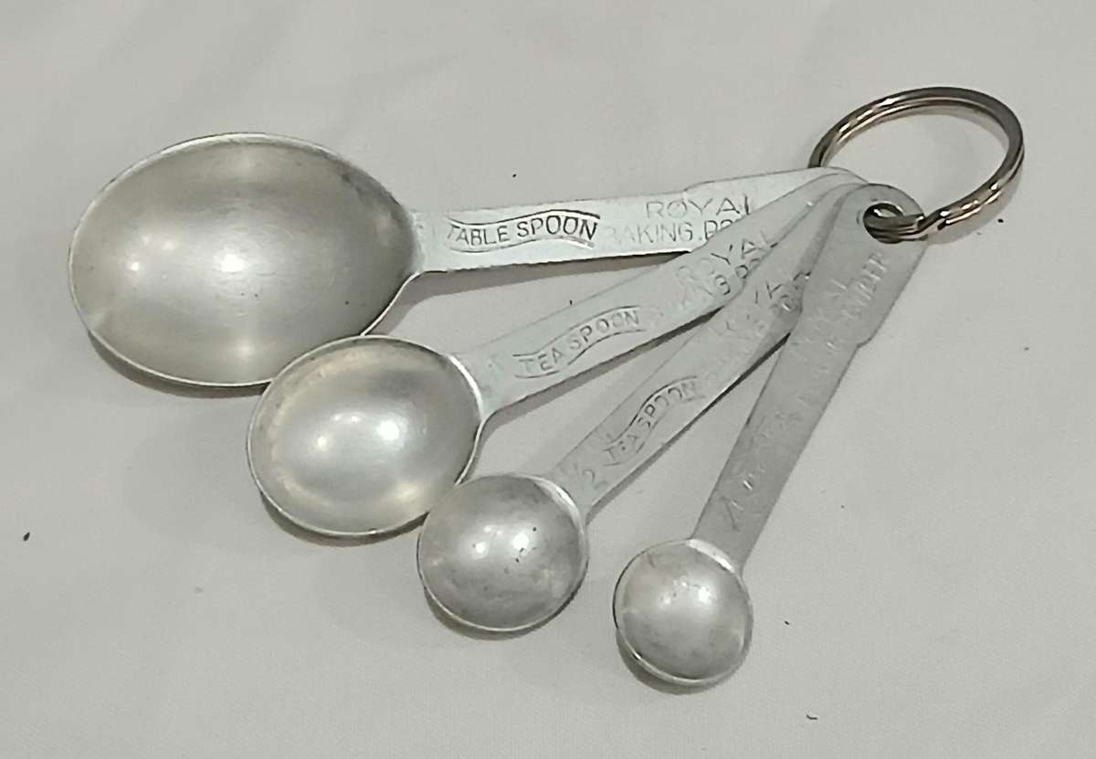 Vintage 1970s Aluminum Measuring Spoons | Royal Baking Powder Branded | Retro Kitchenalia