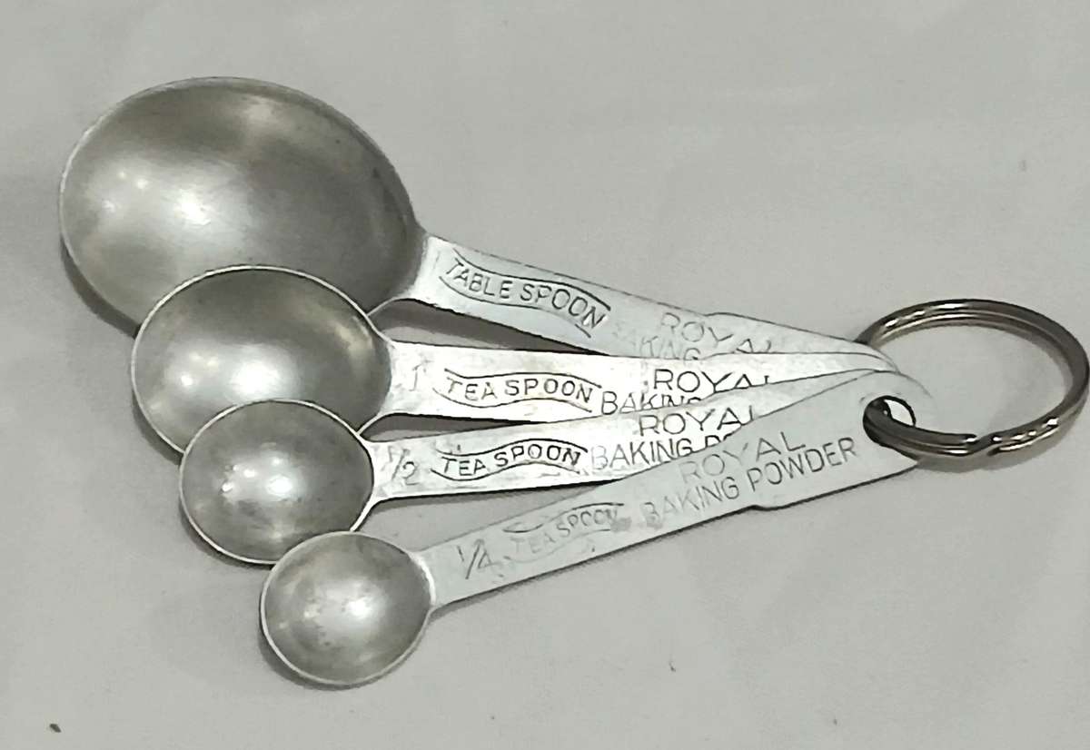 Vintage 1970s Aluminum Measuring Spoons | Royal Baking Powder Branded | Retro Kitchenalia