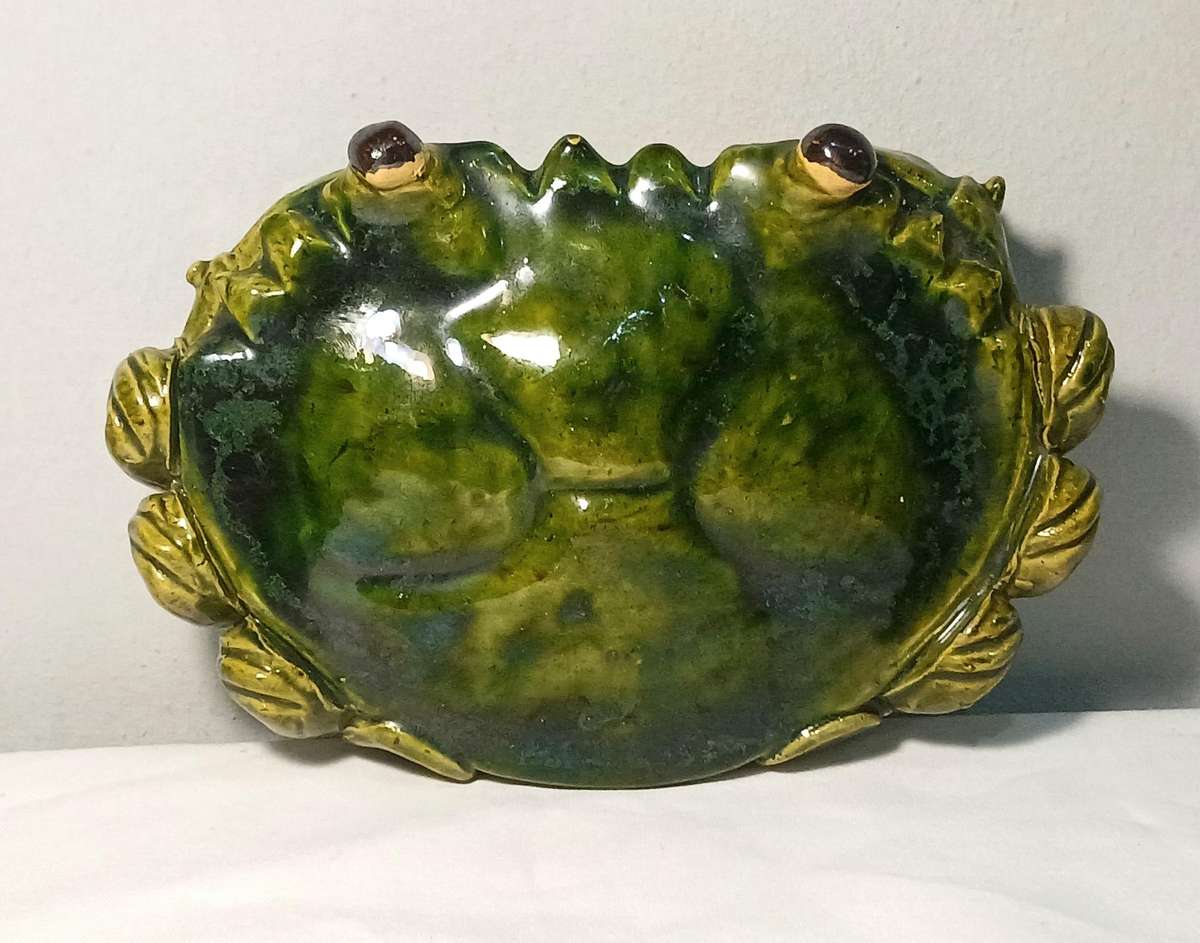 Vintage Shiwan Pottery Crab Wall Pocket Planter | Hand-Glazed Chinese Ceramic | Estate Piece