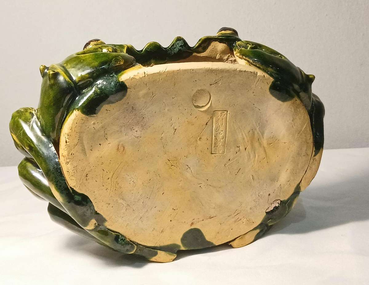 Vintage Shiwan Pottery Crab Wall Pocket Planter | Hand-Glazed Chinese Ceramic | Estate Piece