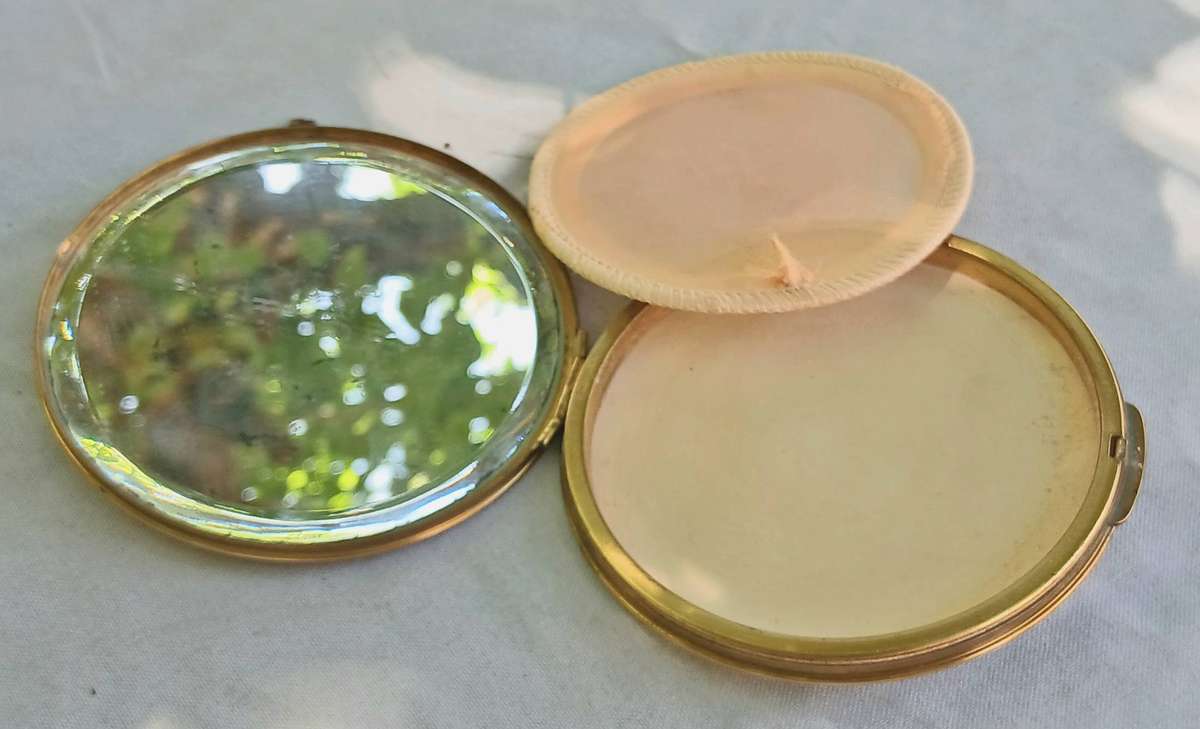 Vintage 1950s Etched & Machine-Tooled Mirrored Powder Compact | Art Nouveau Inspired