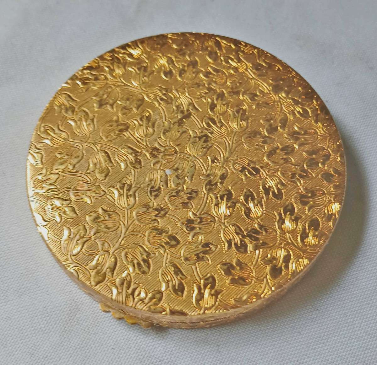 Vintage Gold-Tone Powder Compact | Floral Textured Design | Mirrored Interior