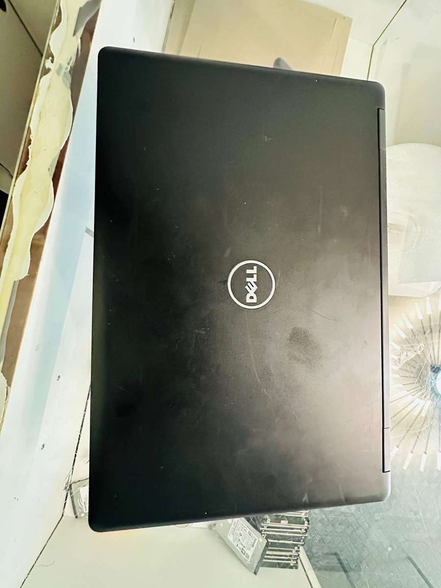 7TH GEN I5, DELL LATITUDE 5580 LAPTOP FOR REPAIR OR SPARES