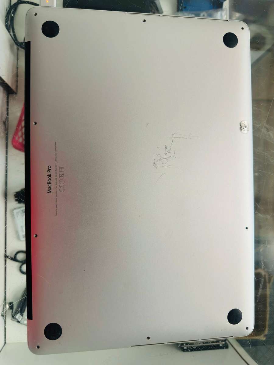I7, 8GB RAM APPLE MACBOOK PRO 2013 FOR REPAIR OR SPARES