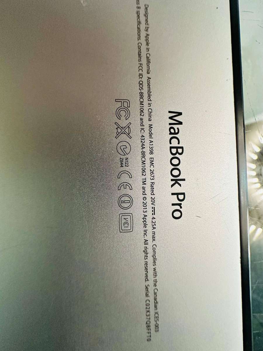 I7, 8GB RAM APPLE MACBOOK PRO 2013 FOR REPAIR OR SPARES