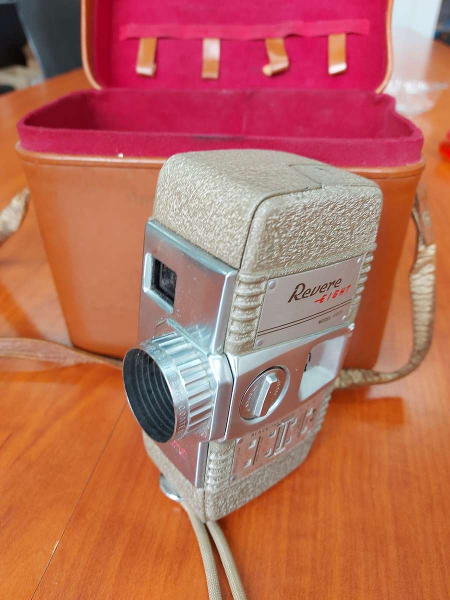 Vintage Revere Eight Camera