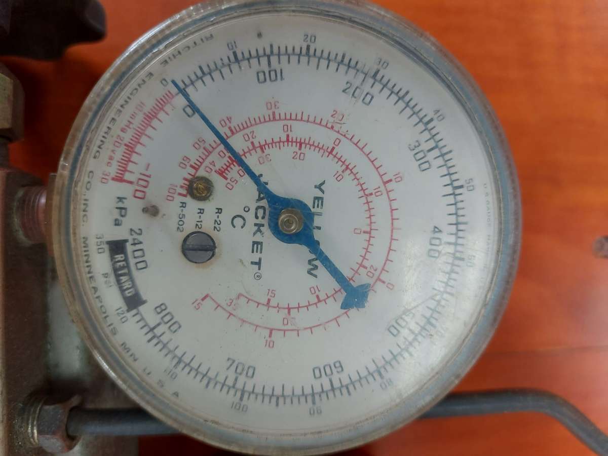 Vintage Refrigeration Charging Manifold Yellow Jacket