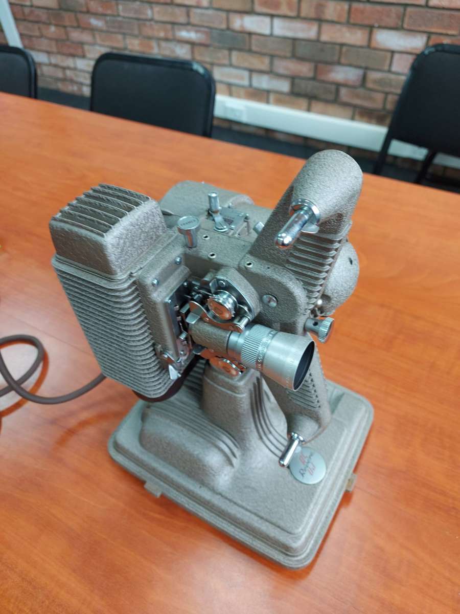 Vintage Revere 85 Projector