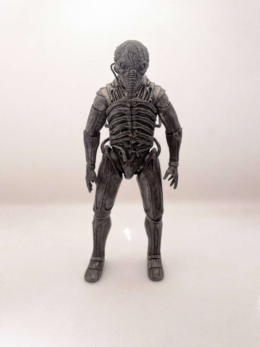 PROMETHEUS - ENGINEER CHAIR SUIT Action Figure - NECA 8" (No Box)