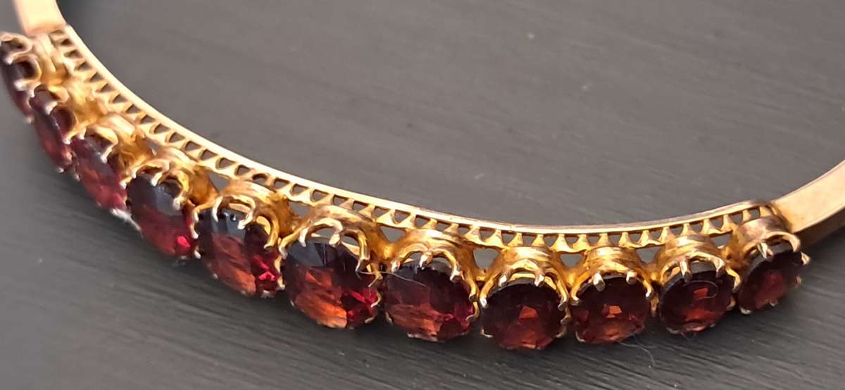 VINTAGE 9CT GOLD BRACELET