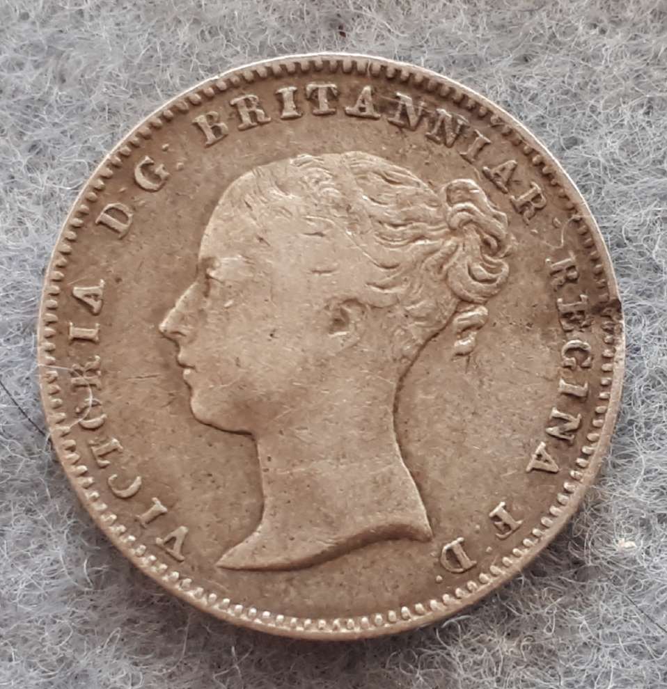 1843 GREAT BRITAIN THREEPENCE