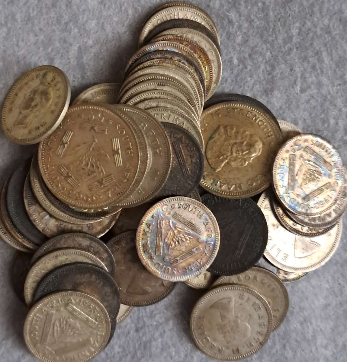 100 GRAM UNION OF SOUTH AFRICA  3 & 6 PENCE LOT